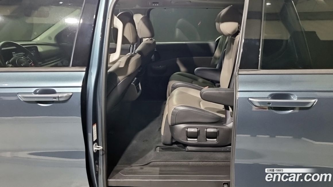 Kia Canival 2024