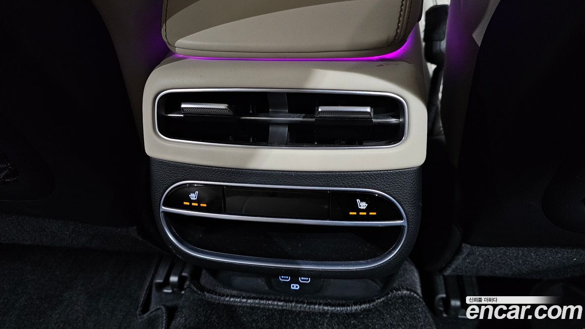 Genesis GV70 2023