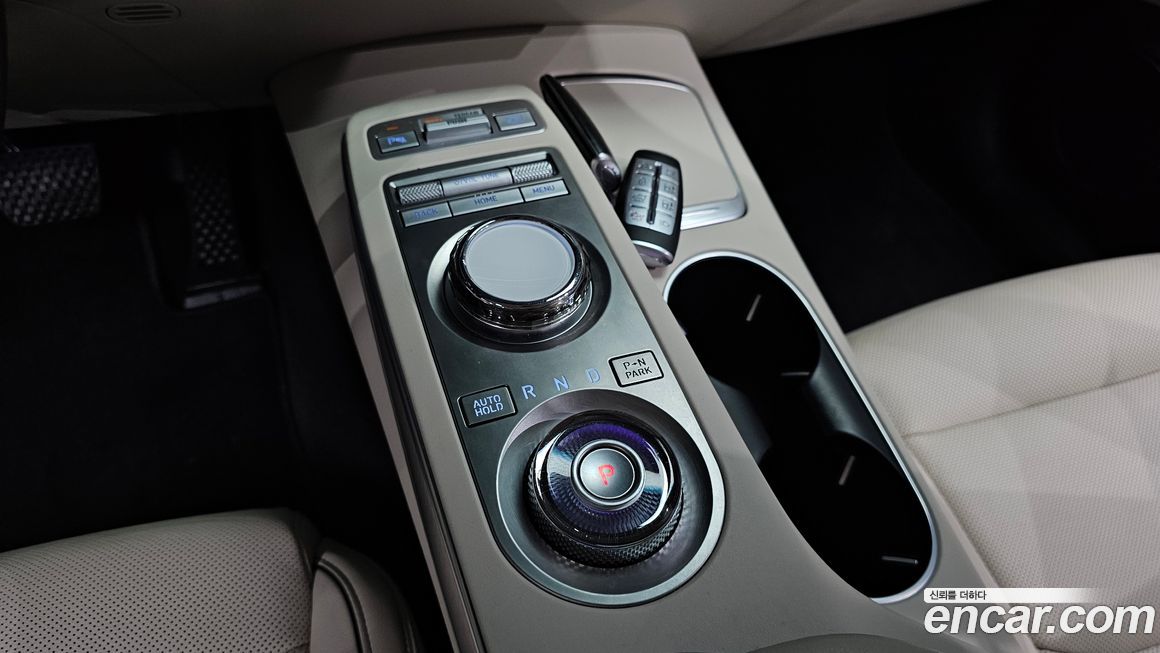 Genesis GV70 2023