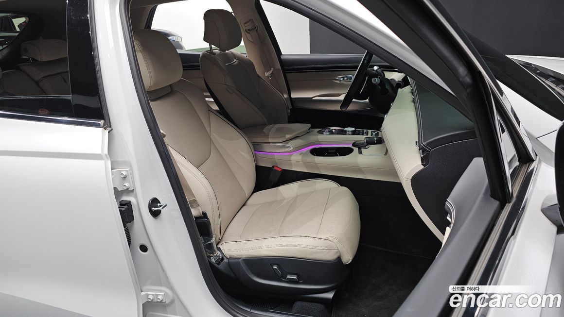 Genesis GV70 2023