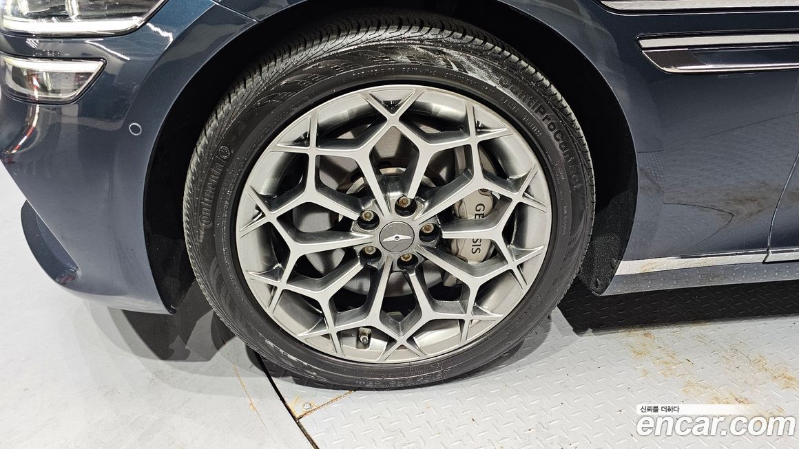 Genesis G80 2023