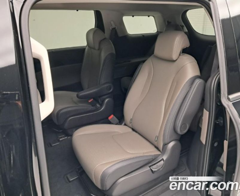Kia Canival 2025