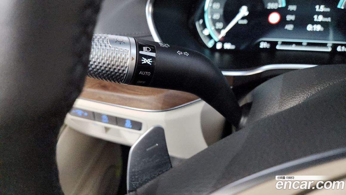 Genesis G80 2023