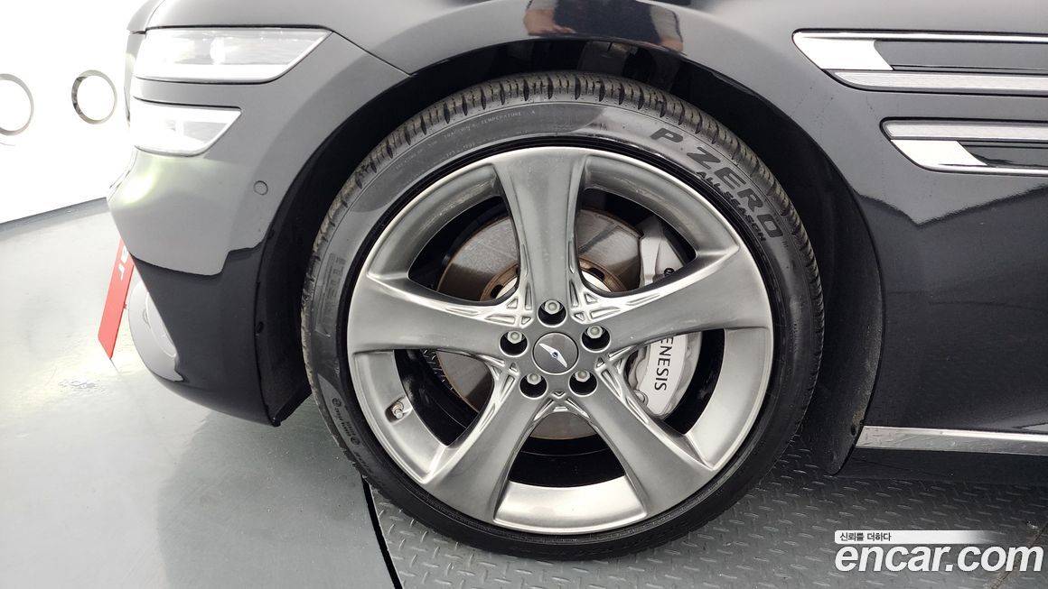 Genesis G80 2023