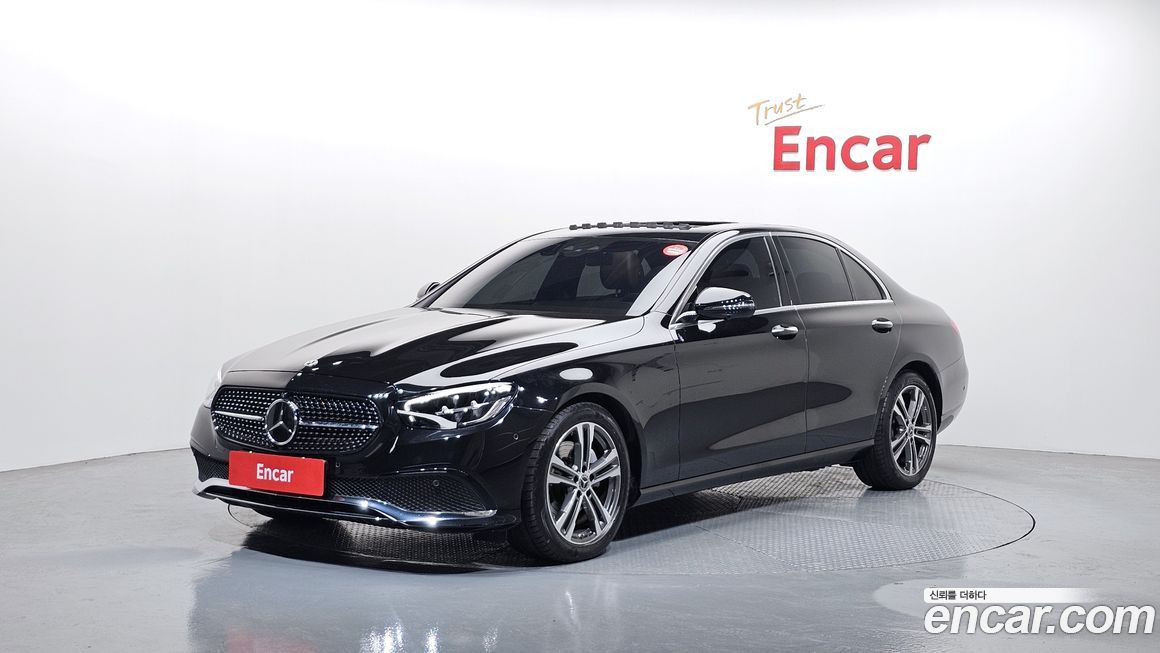 Mercedes-Benz E-Class 2023