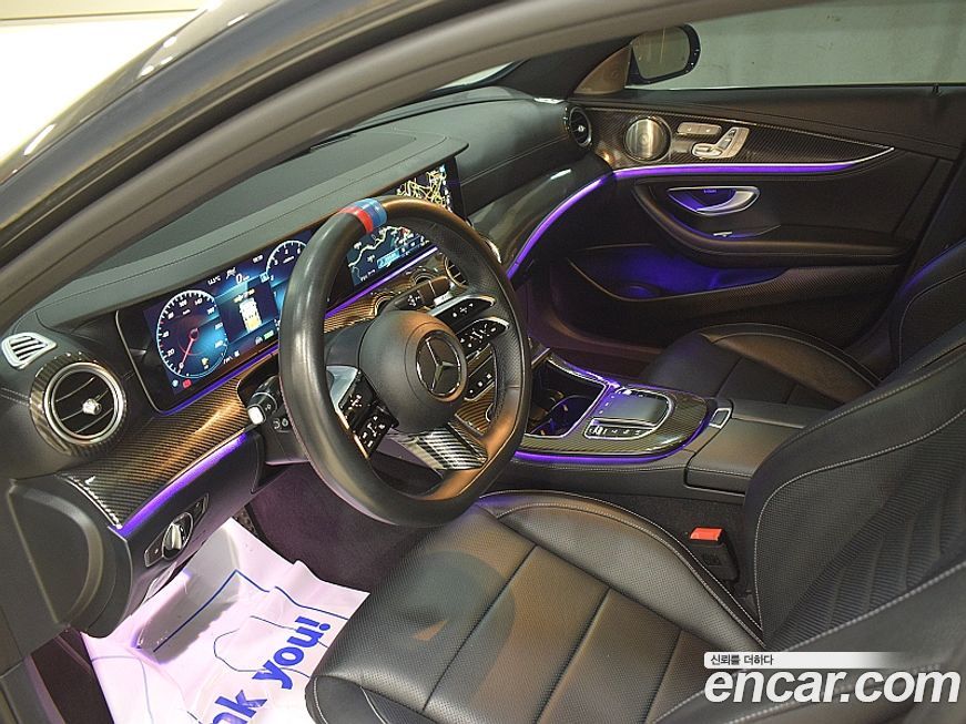 Mercedes-Benz E-Class 2022