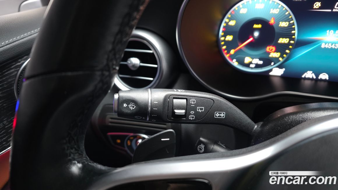 Mercedes-Benz GLC-Class 2022