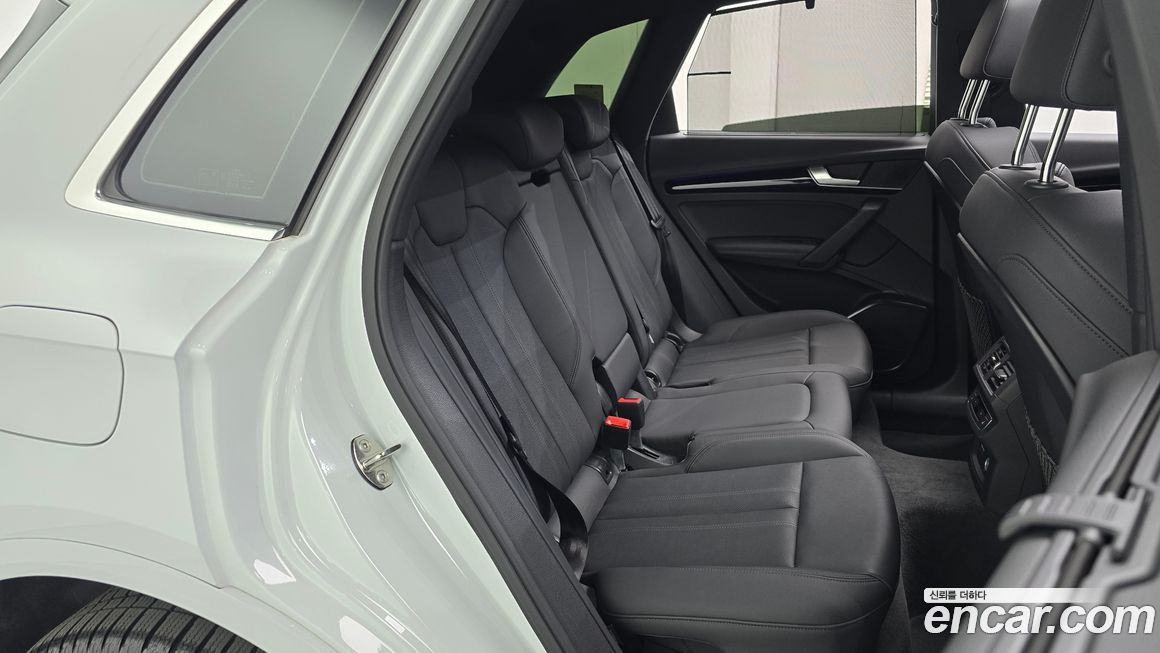 Audi Q5 2021
