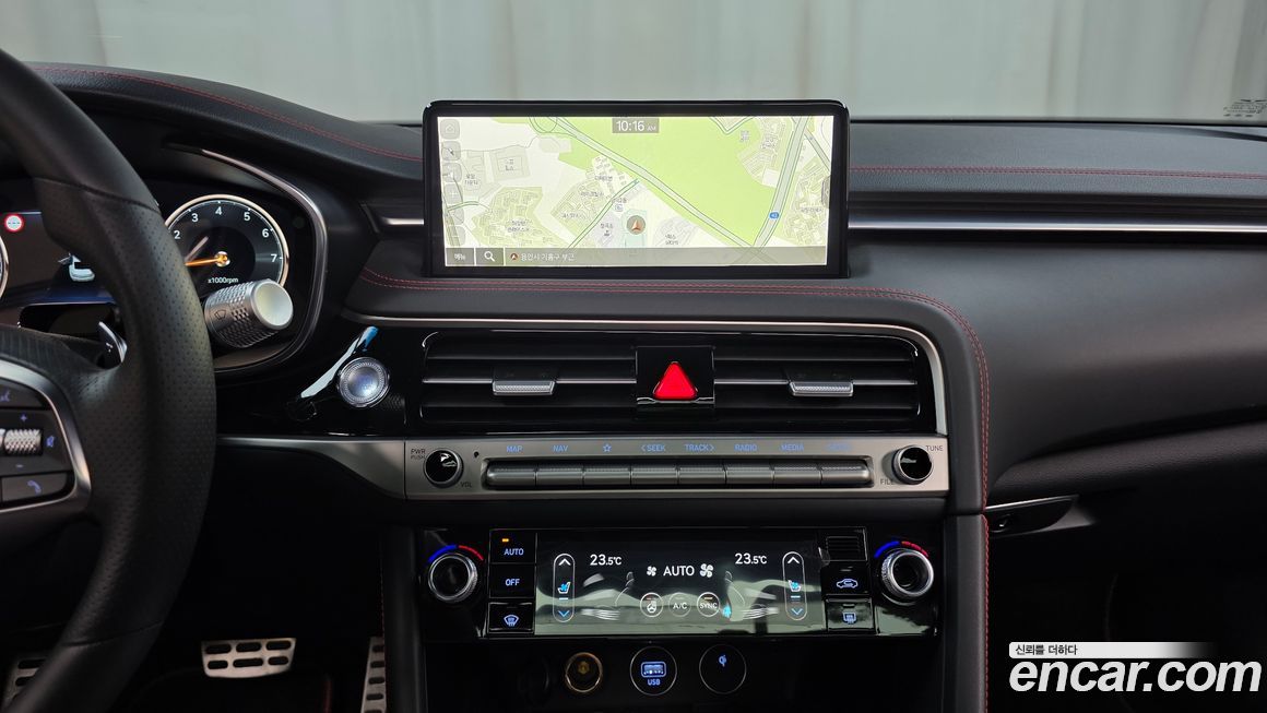 Genesis G70 2024