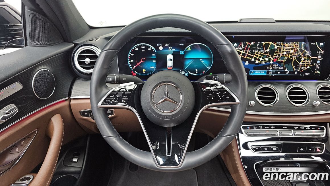 Mercedes-Benz E-Class 2023