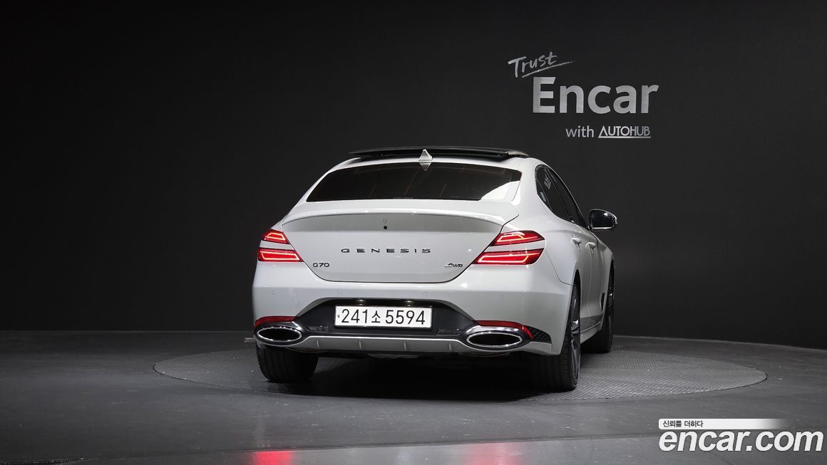 Genesis G70 2024
