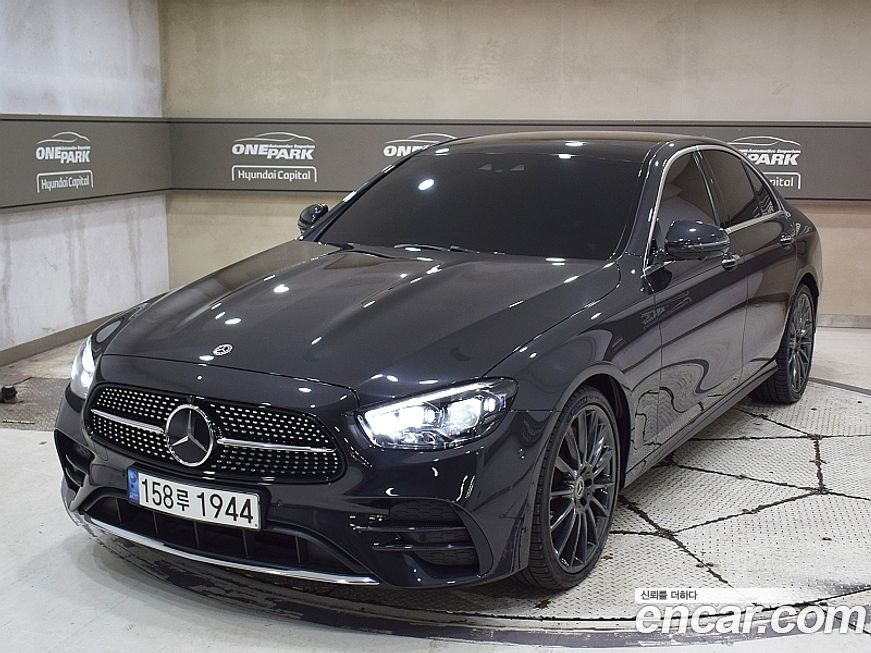 Mercedes-Benz E-Class 2022