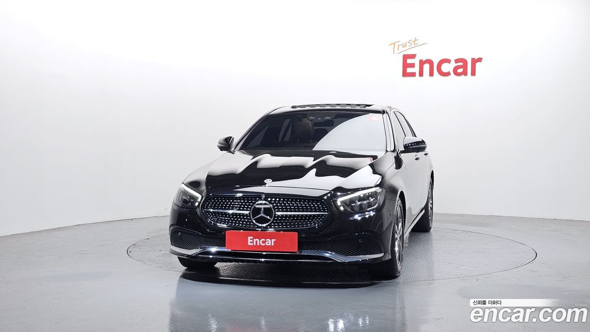 Mercedes-Benz E-Class 2023