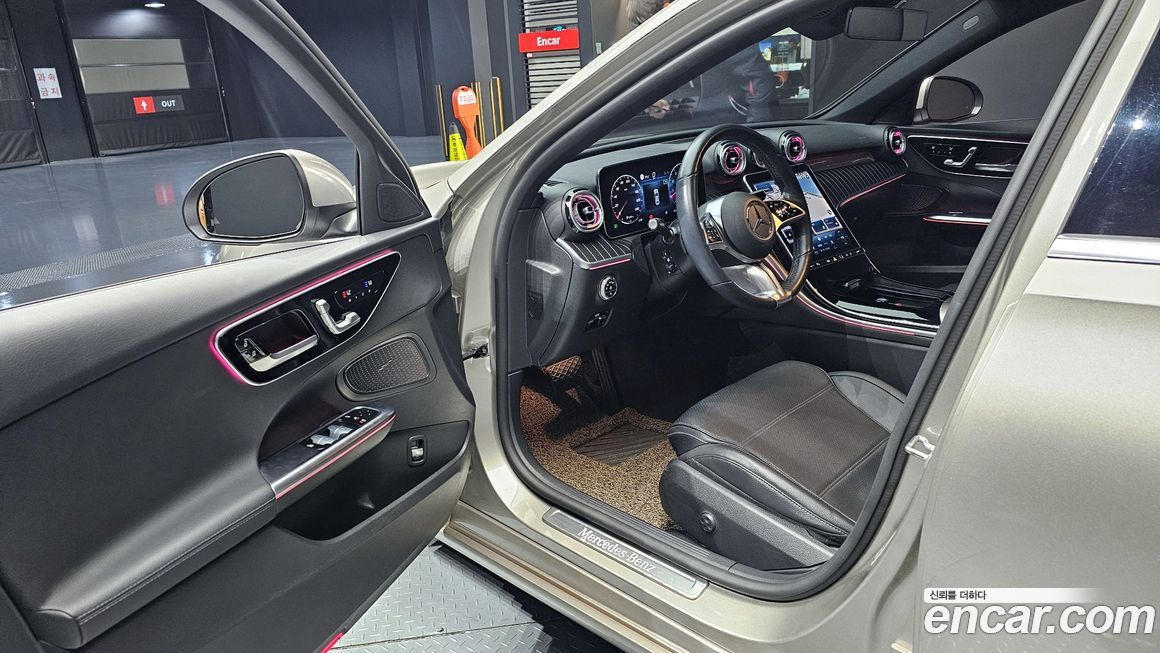Mercedes-Benz C-Class 2022