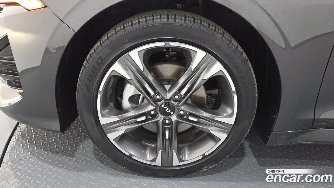 Kia K5 2023