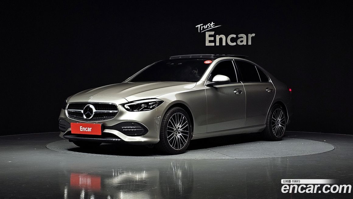 Mercedes-Benz C-Class 2022