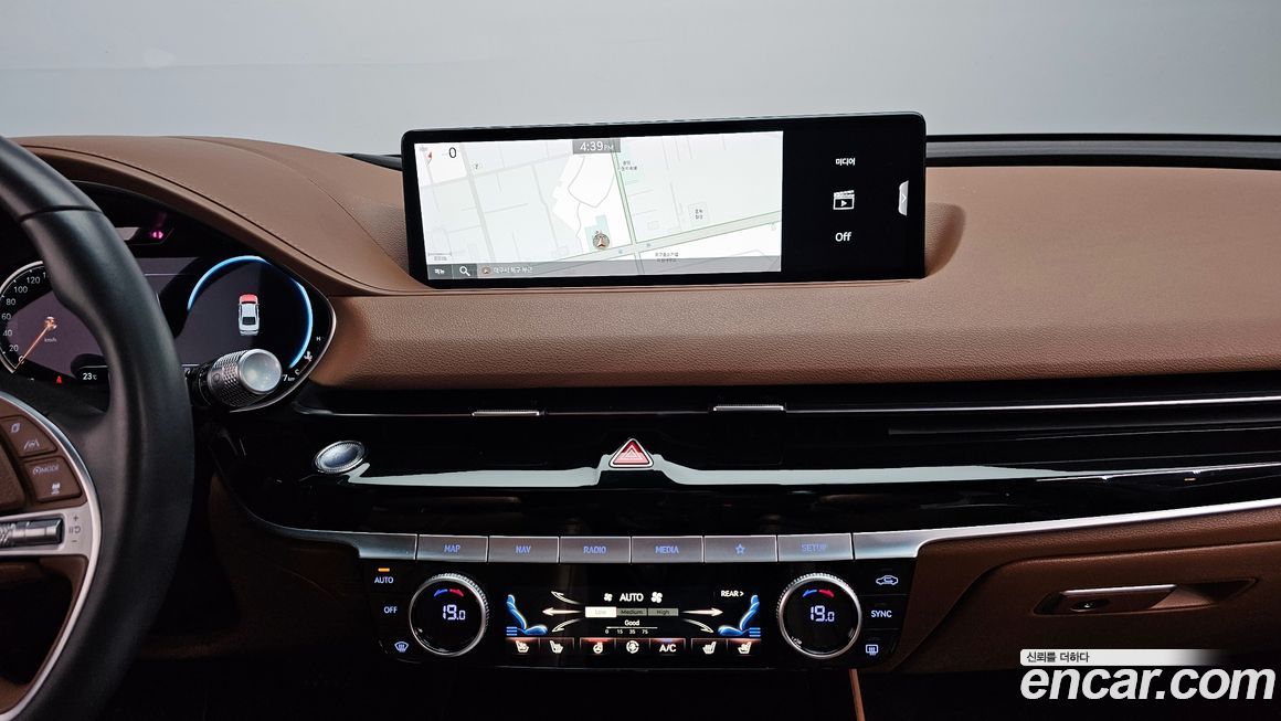 Genesis G80 2021