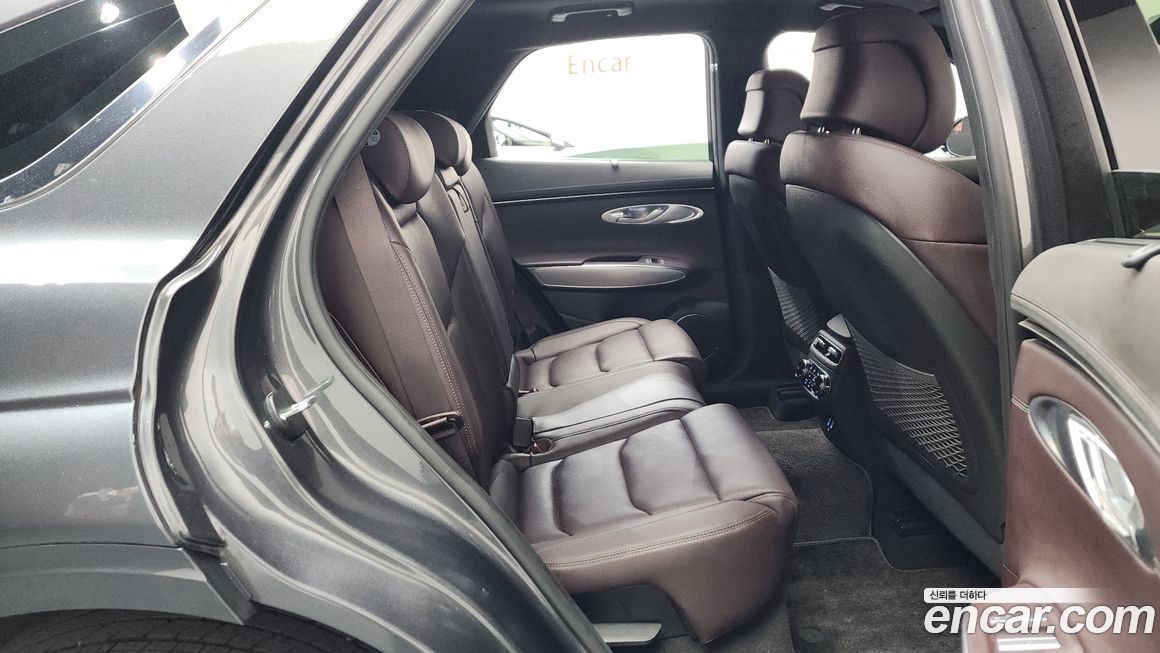 Genesis GV70 2022