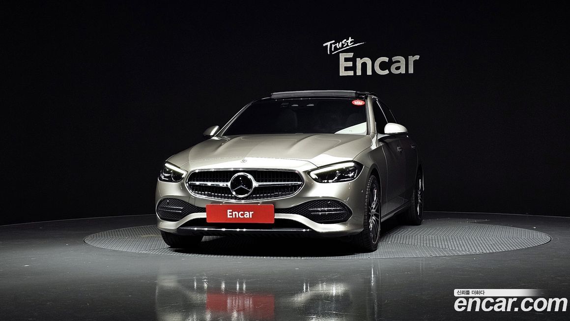 Mercedes-Benz C-Class 2022
