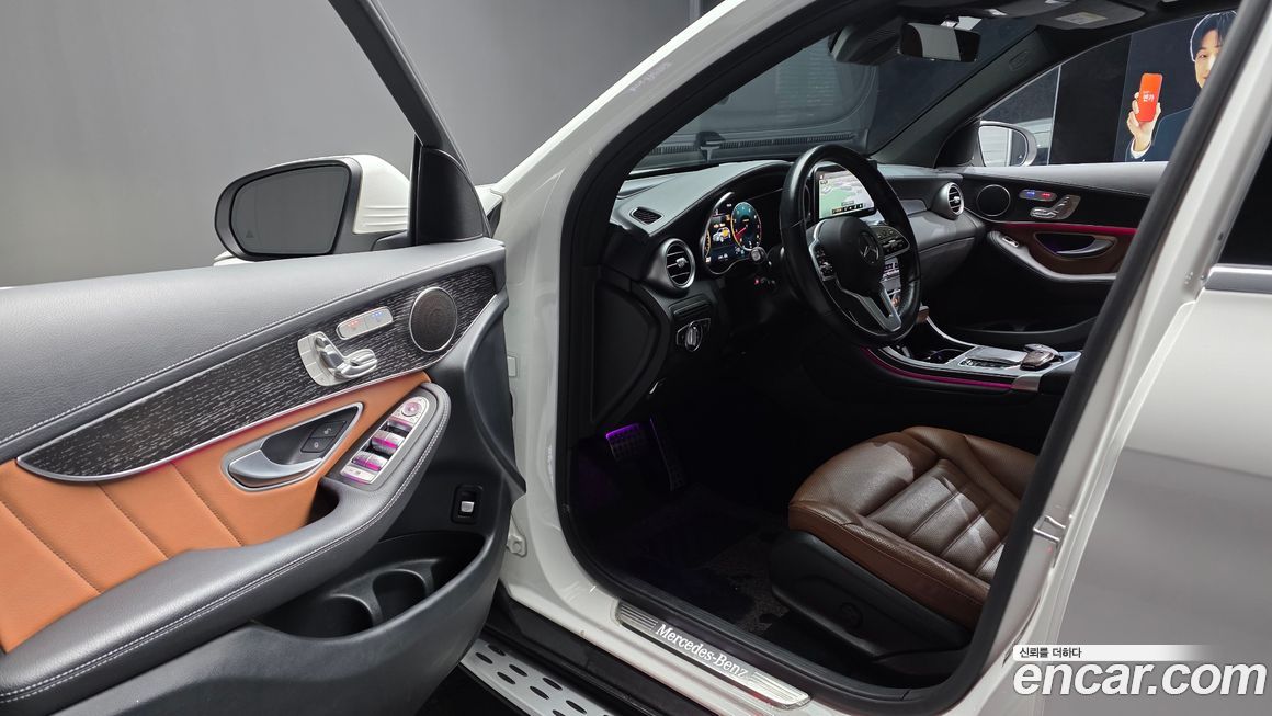 Mercedes-Benz GLC-Class 2022