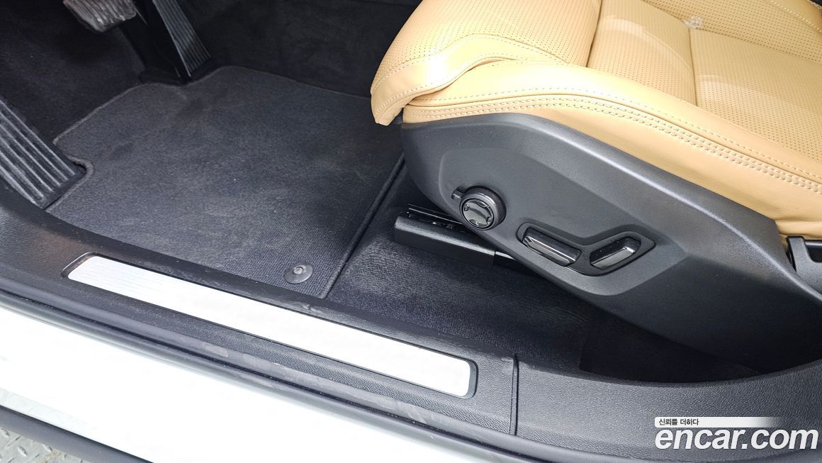 Volvo XC60 2023