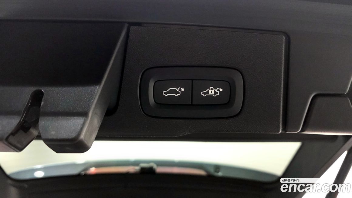 Volvo XC60 2021