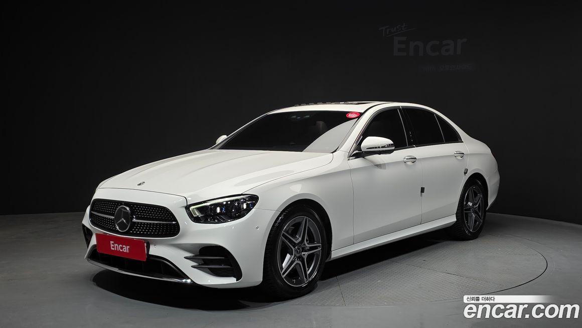 Mercedes-Benz E-Class 2023