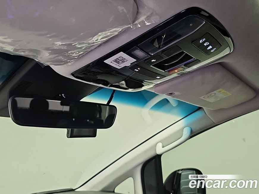 Hyundai Staria 2025