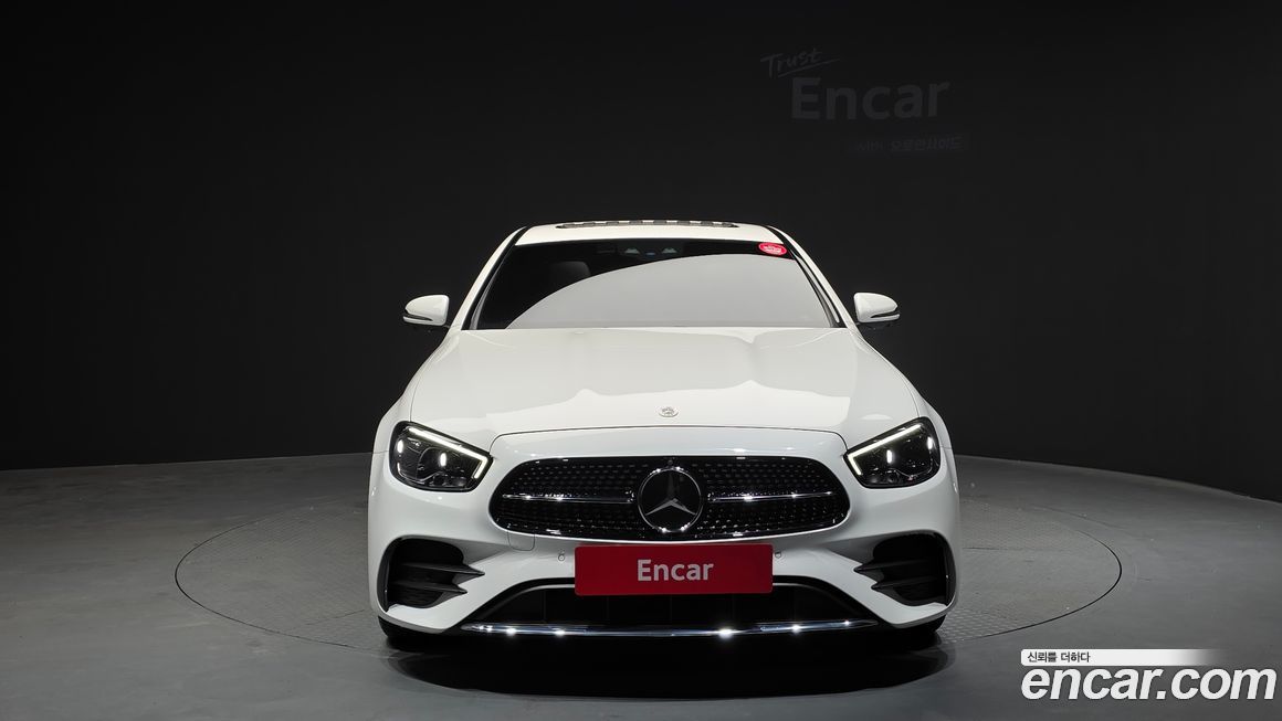 Mercedes-Benz E-Class 2023