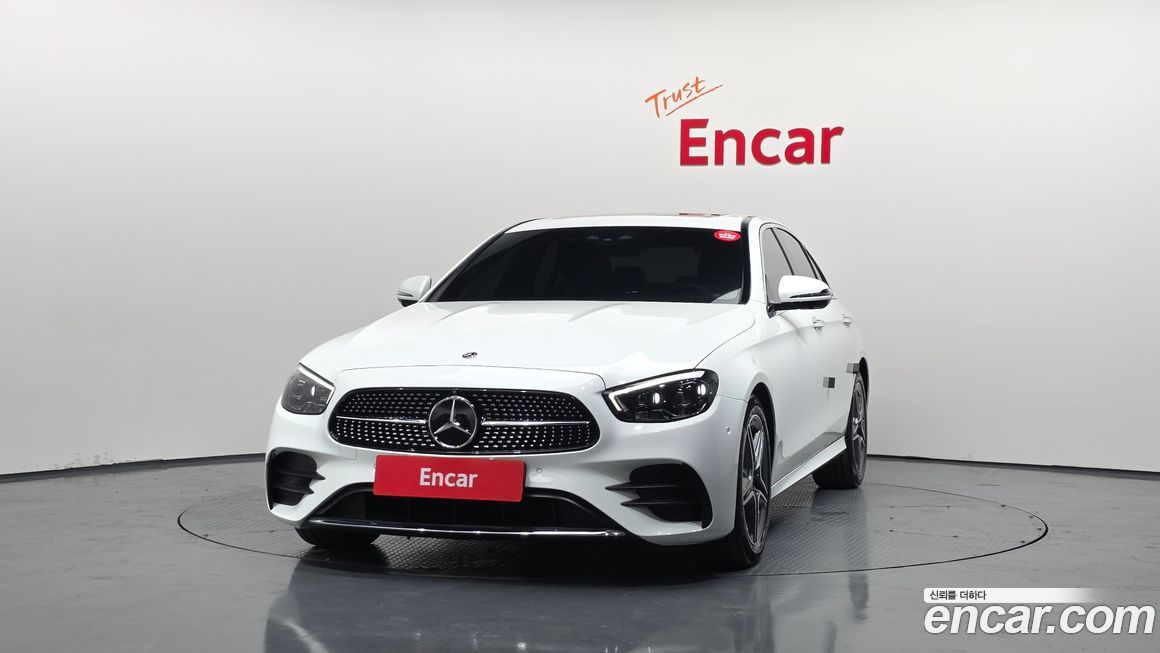 Mercedes-Benz E-Class 2023