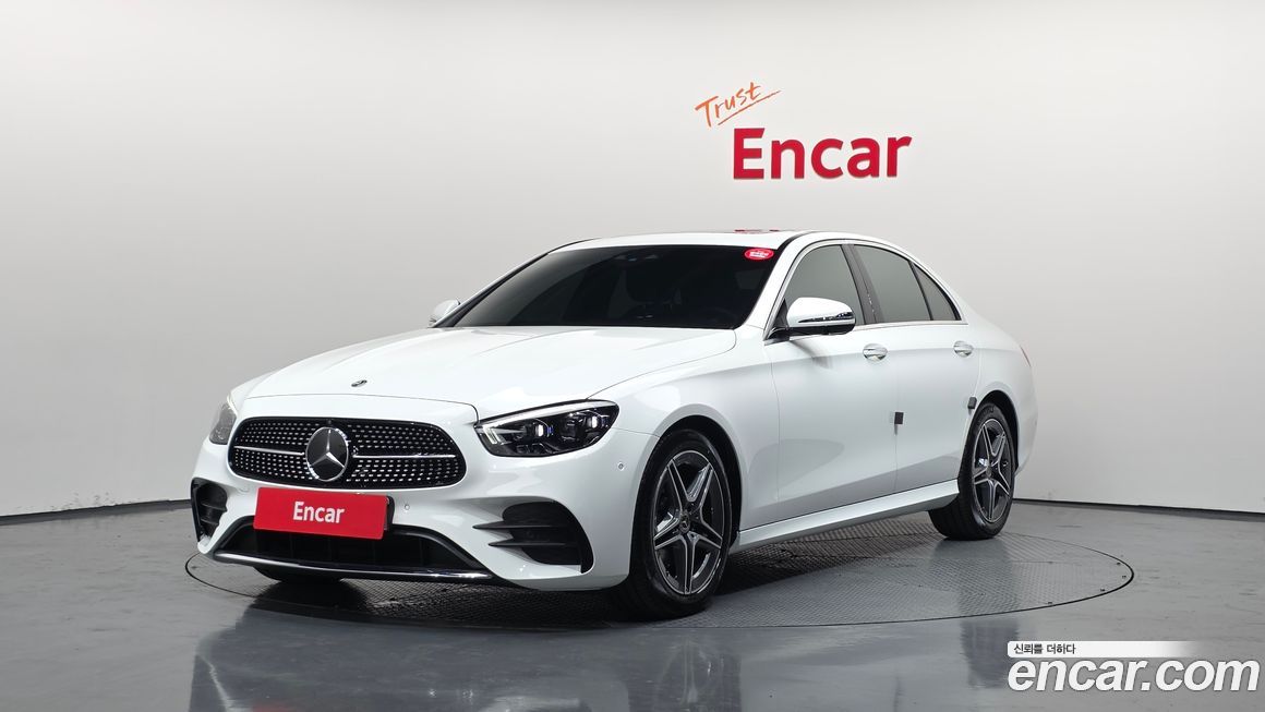 Mercedes-Benz E-Class 2023