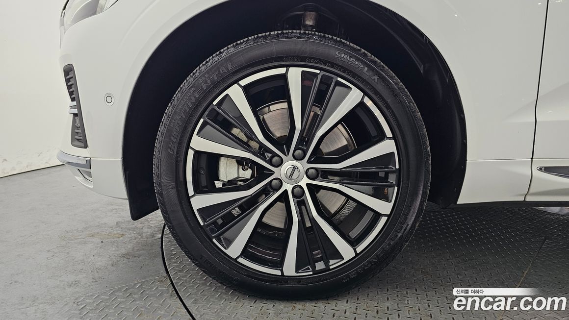 Volvo XC60 2023