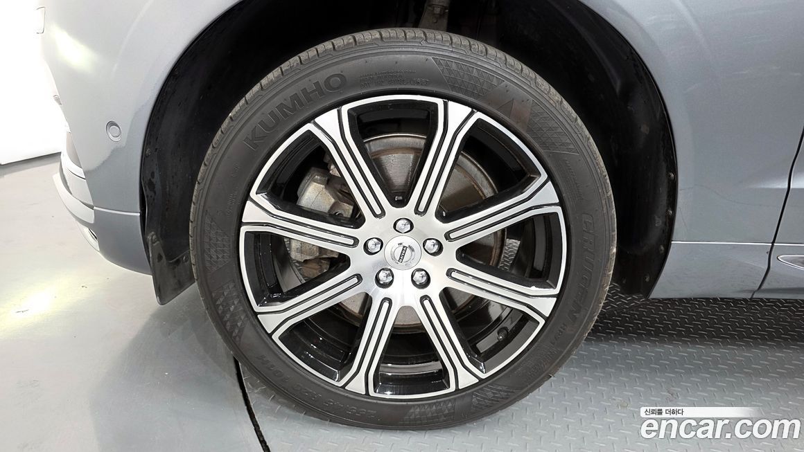 Volvo XC60 2021