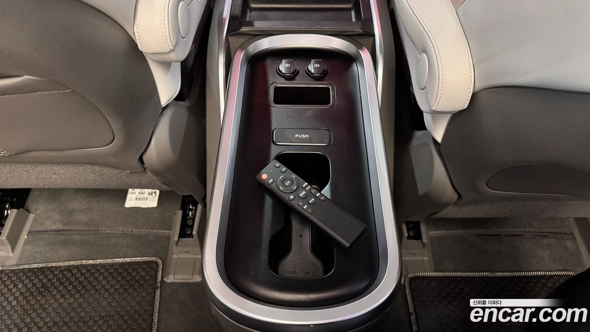 Hyundai Staria 2022