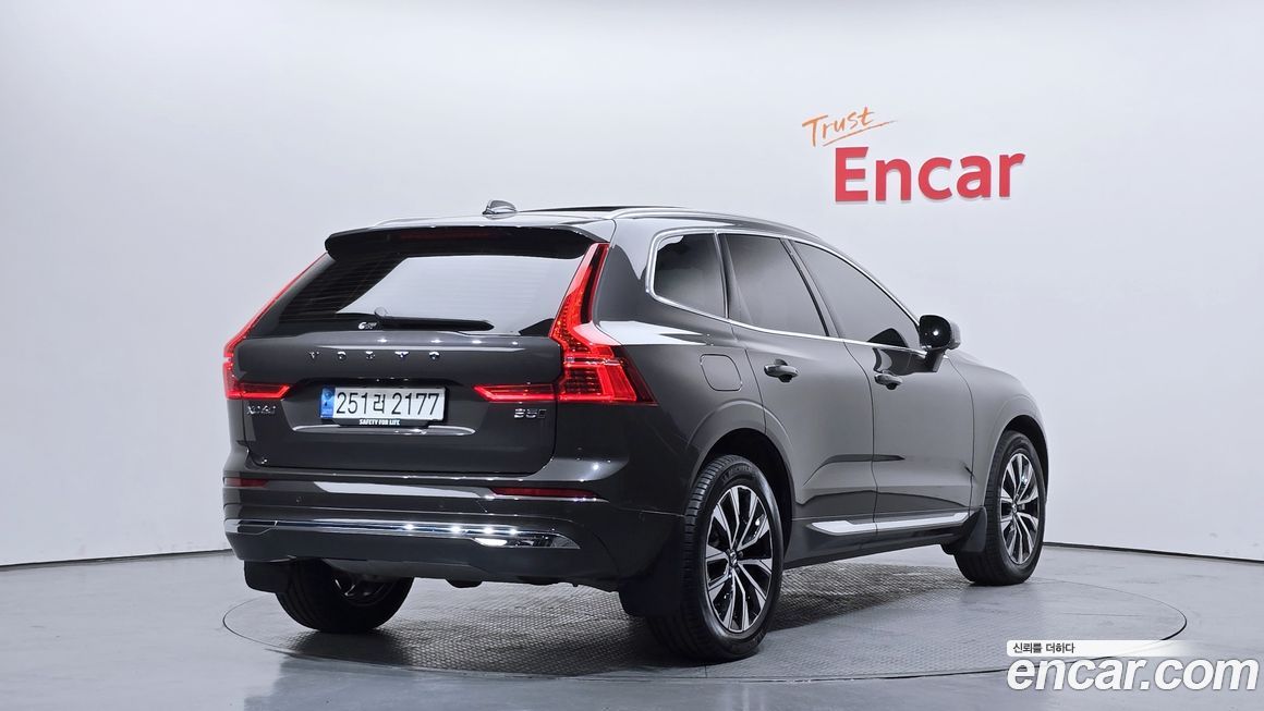 Volvo XC60 2023