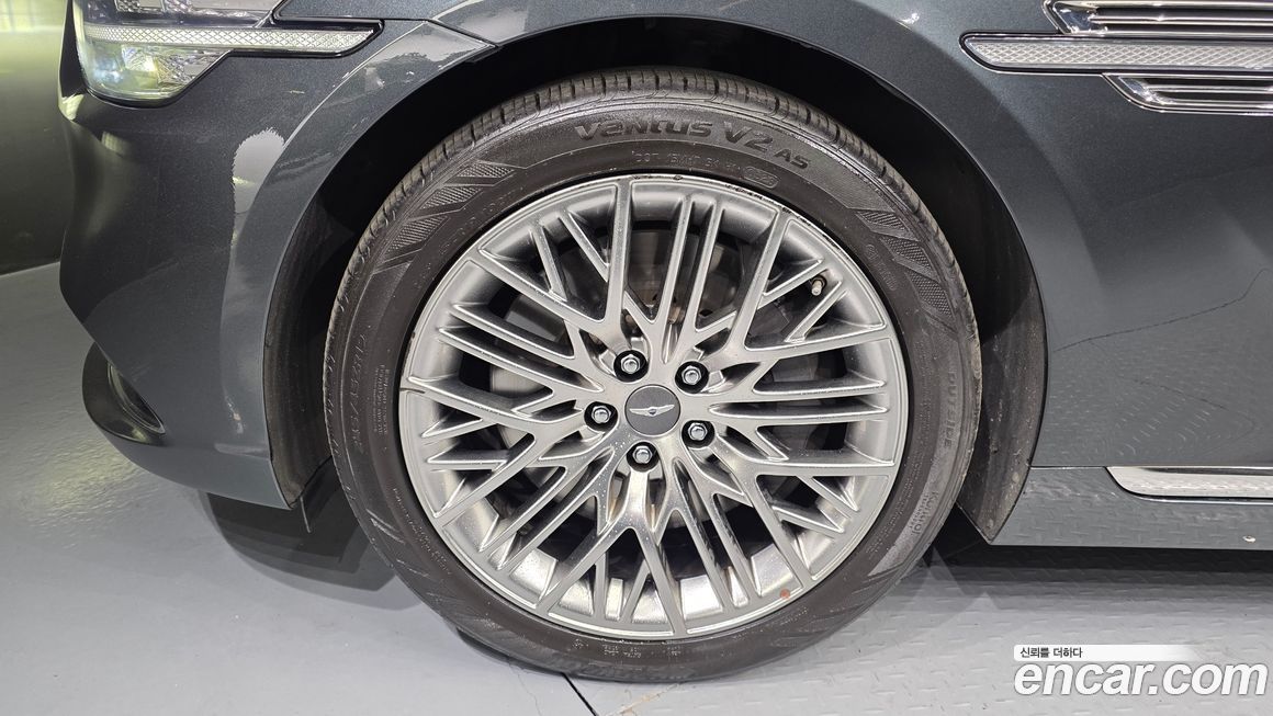 Genesis G90 2021