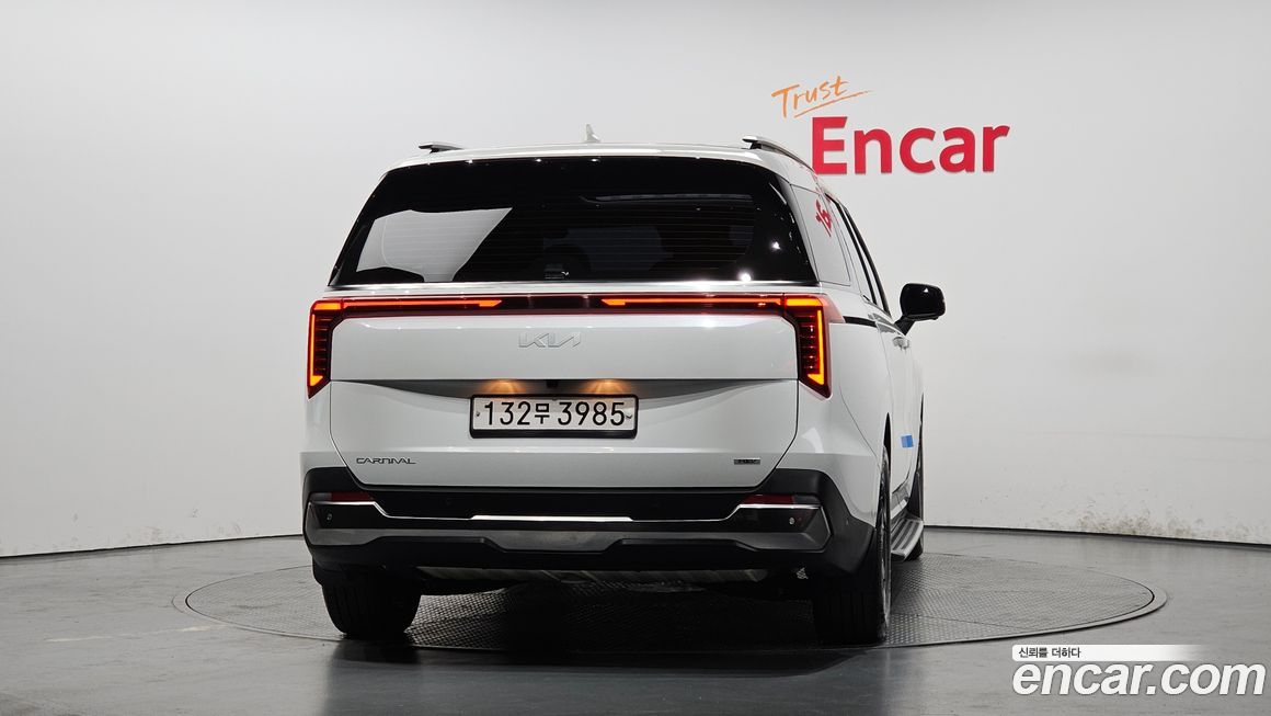 Kia Canival 2025