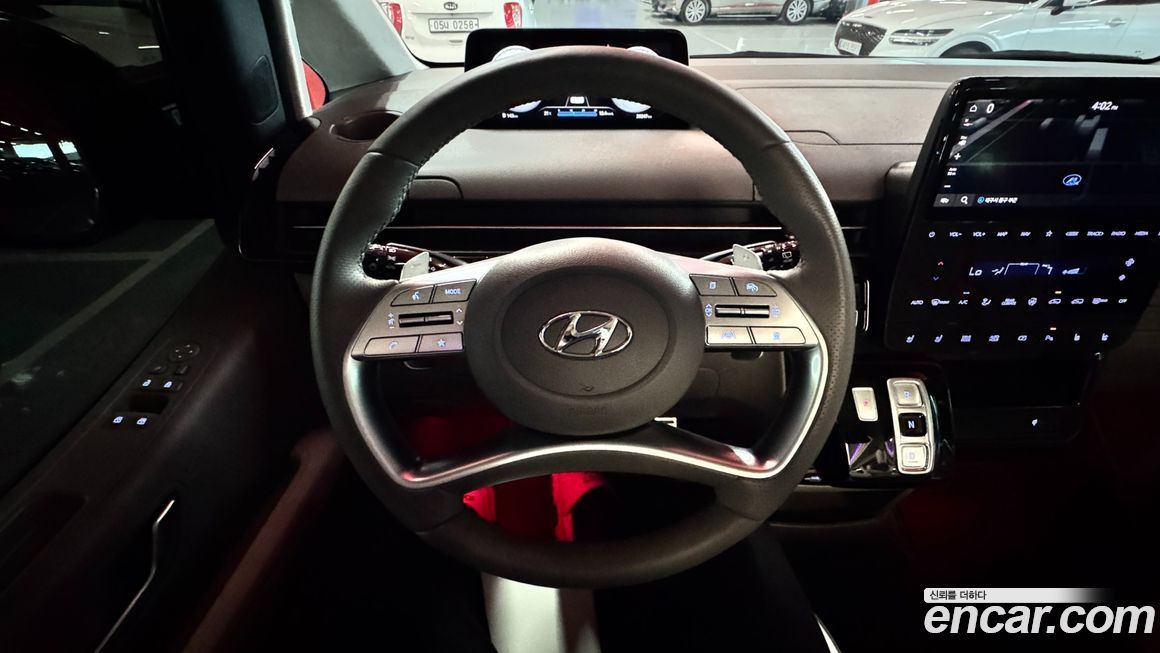 Hyundai Staria 2022