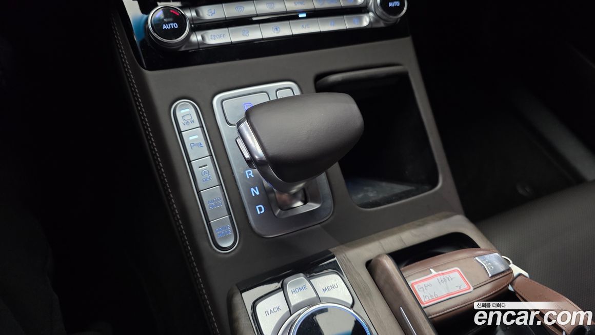 Genesis G90 2021