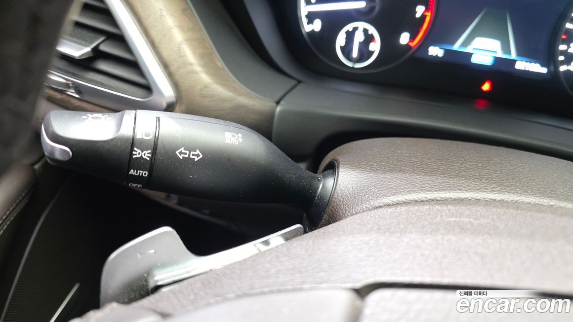 Genesis G90 2021