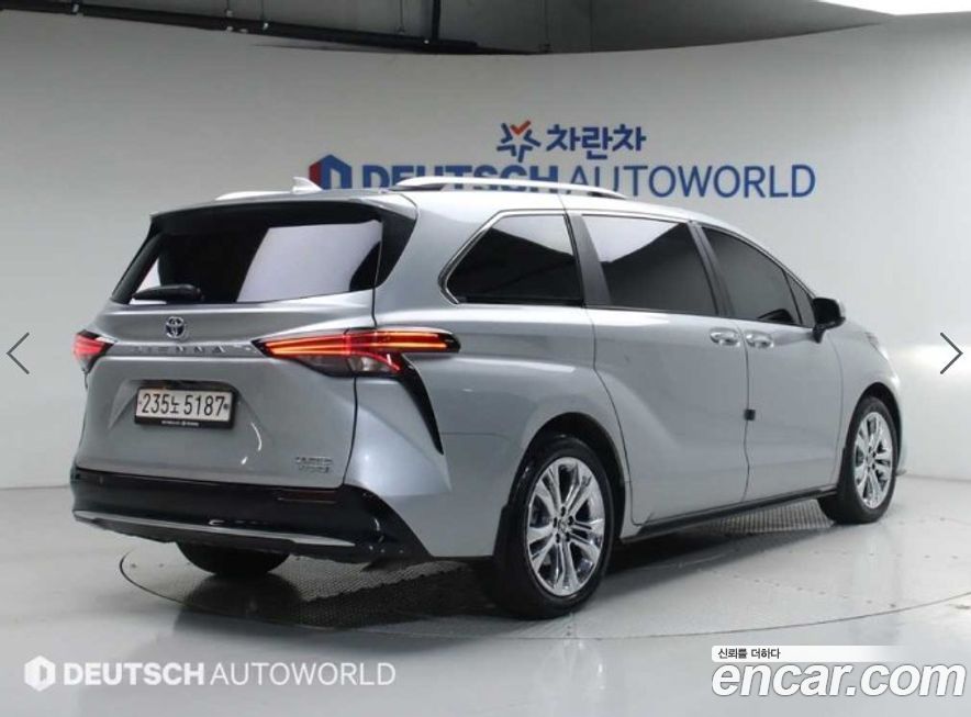 Toyota Sienna 2023
