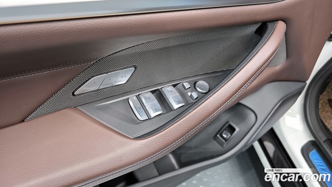 BMW i4 2023