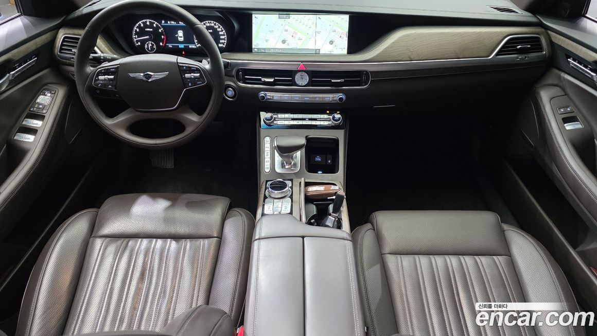 Genesis G90 2021