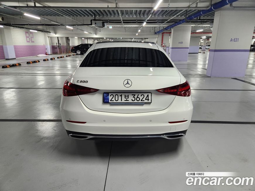 Mercedes-Benz C-Class 2025