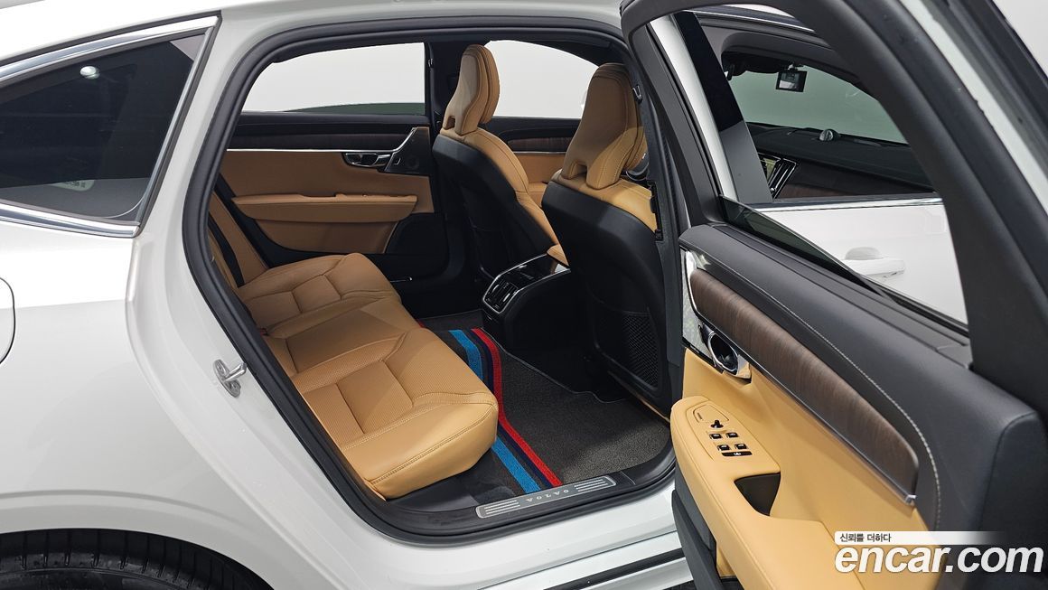 Volvo S90 2024