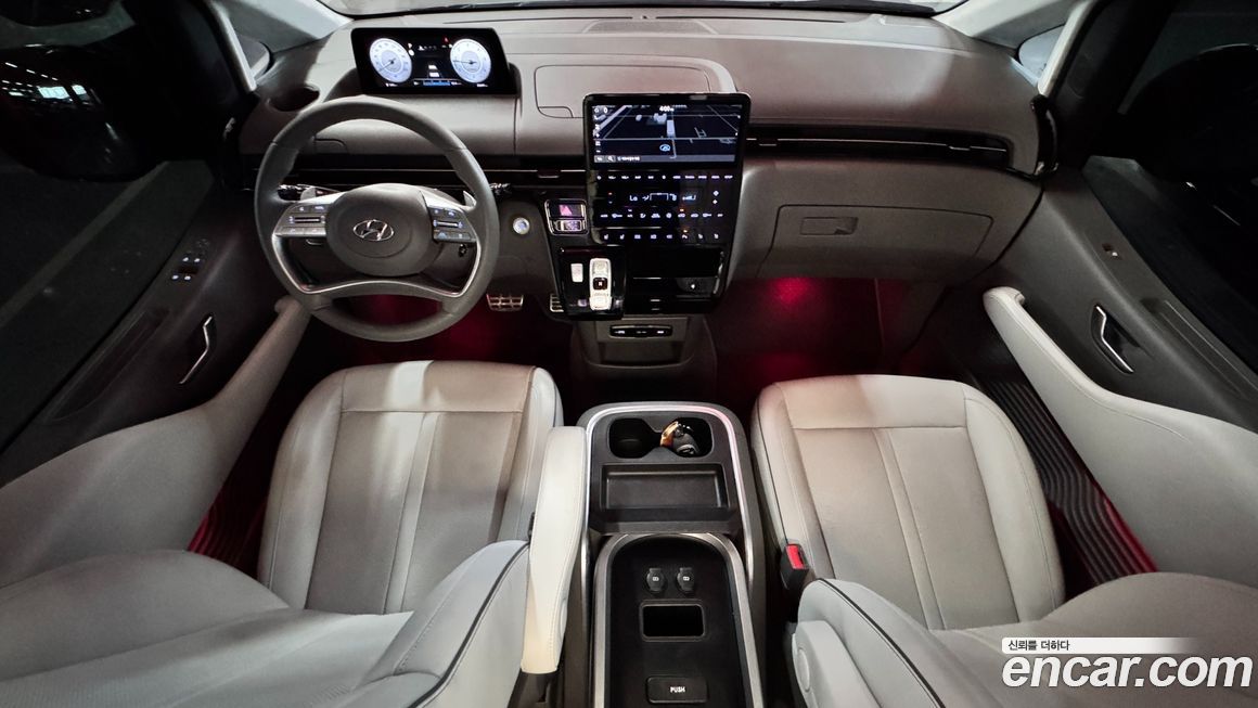 Hyundai Staria 2022