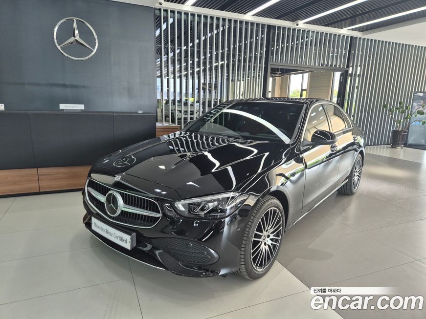 Mercedes-Benz C-Class 2025