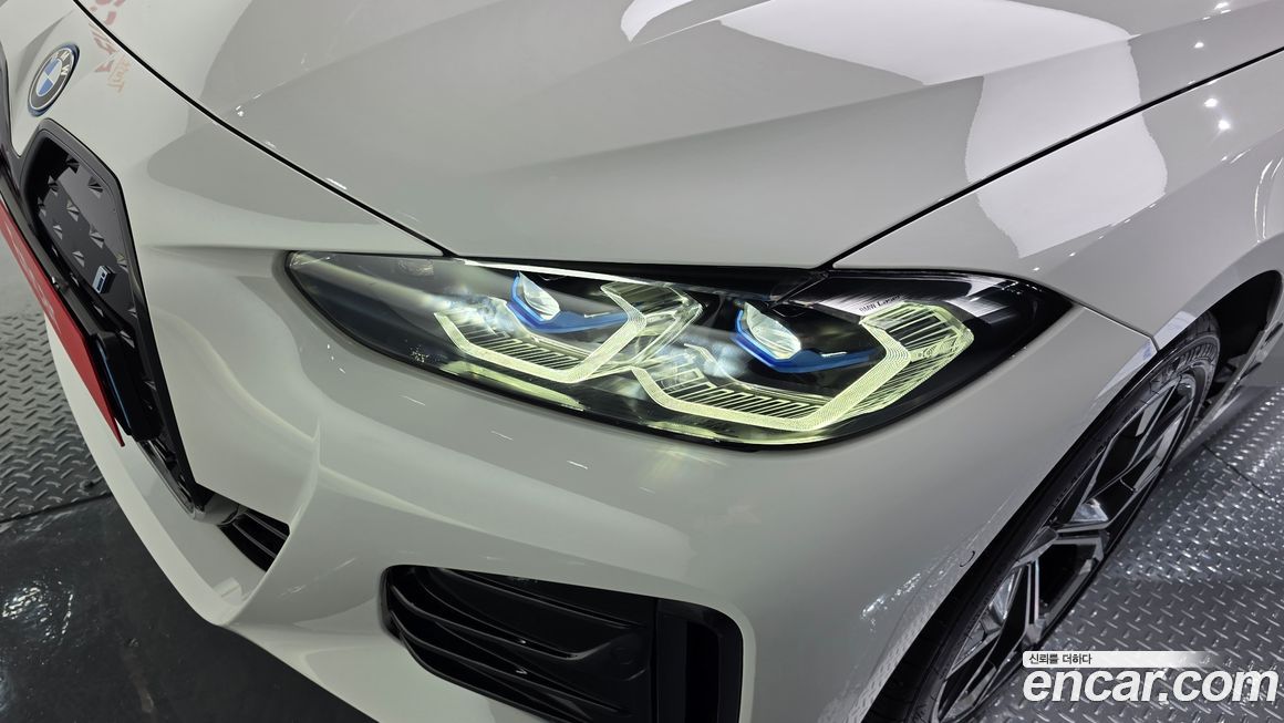BMW i4 2023