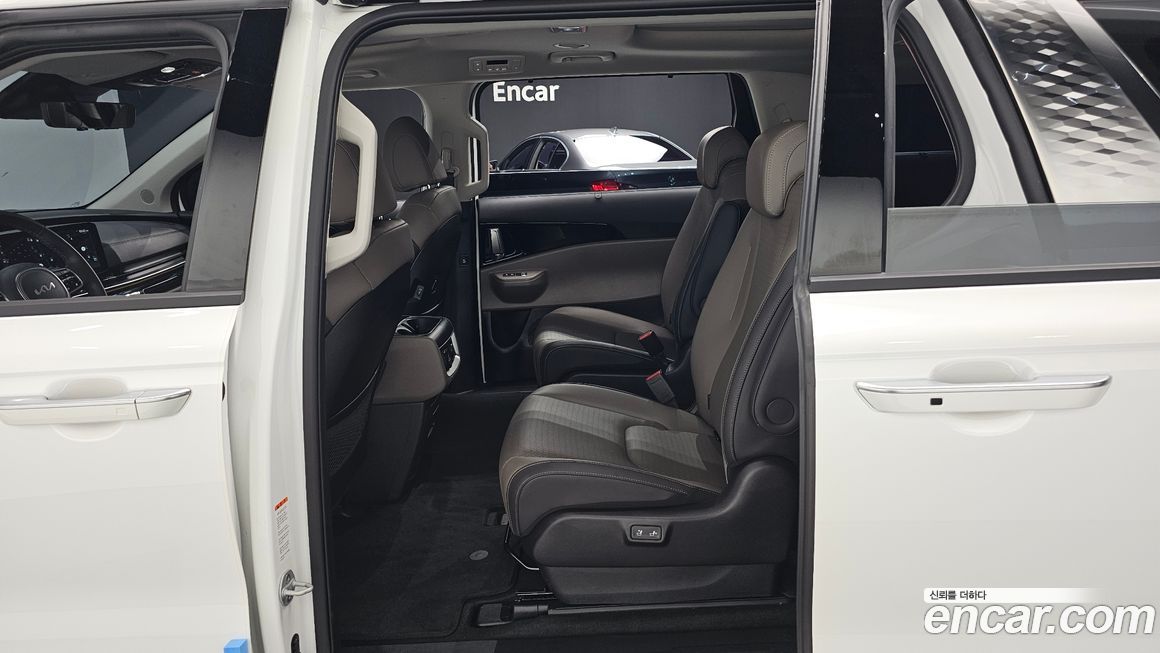 Kia Canival 2025