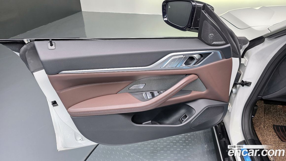 BMW i4 2023